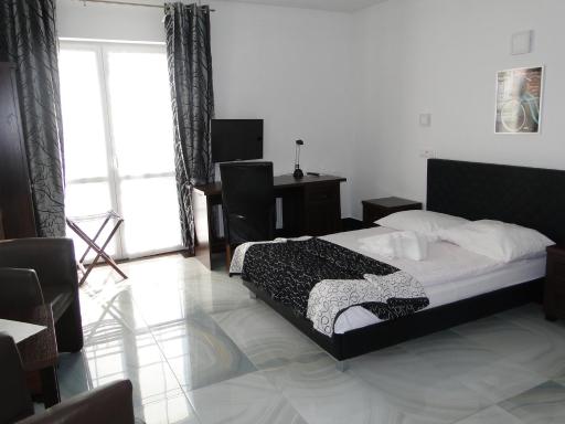 Hotel Agat & SPA - Housity