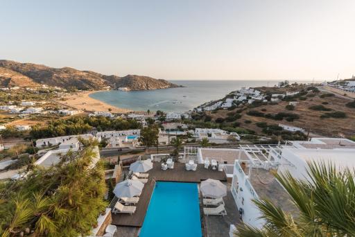 Far Out Hotel & Spa - Housity