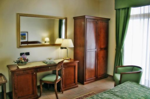Hotel Villa Peretti - Housity