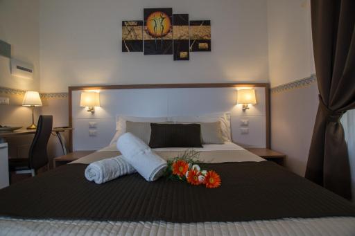 B&B AL VIALE - Housity