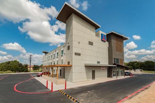 Studio 6 New Braunfels, Tx - Housity