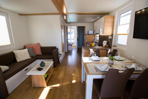 Floating Sea Houses MARINA LUX - Housity