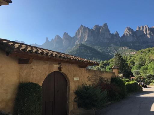 Montserrat La Calsina - Housity