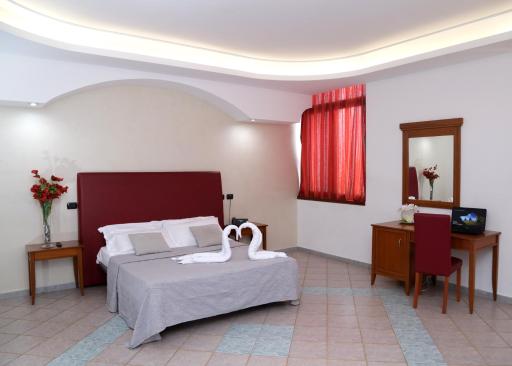 Hotel Stefano a Melito - Housity