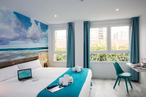 Casual del Mar Málaga by Casual Hoteles - Housity