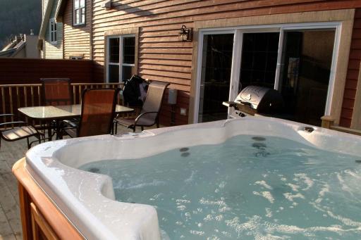 Chalet 9012 Chemin des Alpages by Les Chalets Alpins - Housity