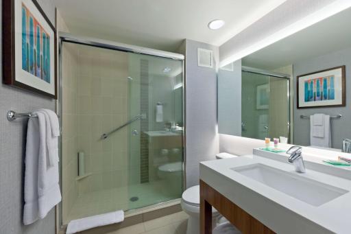 Hyatt Place Chicago River North - Housity