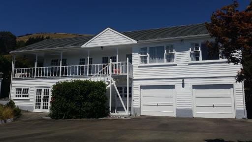 The Whitehouse of Marybank - Housity