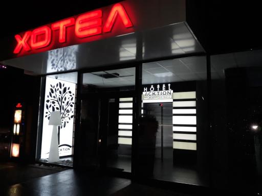 Acktion Deluxe - Housity