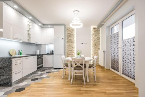 Apartament 48m w centrum Grójca - Housity