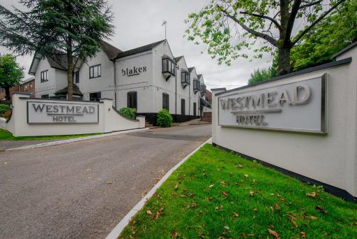 The Westmead Hotel - Housity