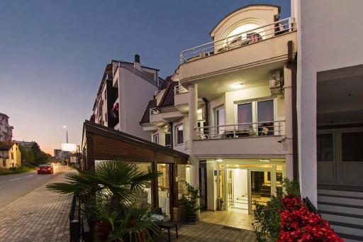 Villa Veron - Housity
