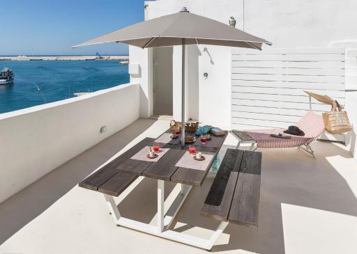 Casetta Sul Porto Antico Piano Primo - Housity