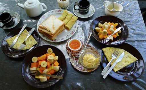 Praneeth Guest House - Housity