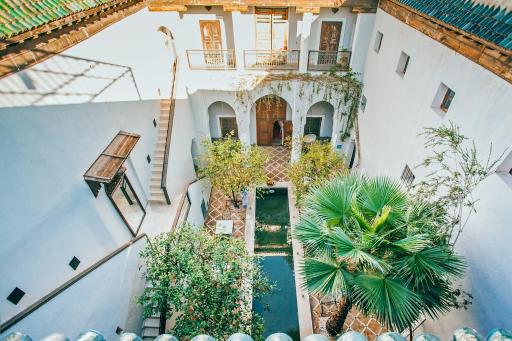 Riad Le Rihani - Housity