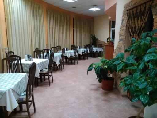 Pancho Family Hotel - Housity