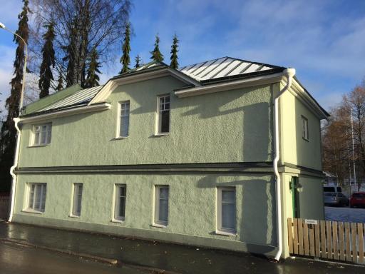 Green Door Apartments - Housity