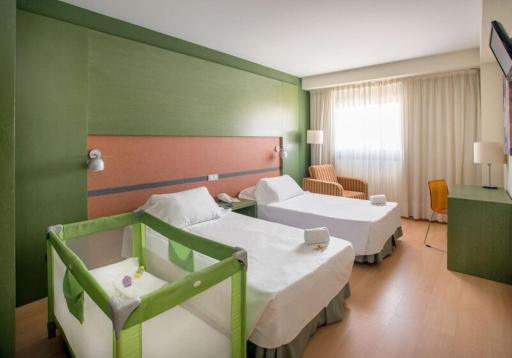 Hotel Naval Sestao - Housity