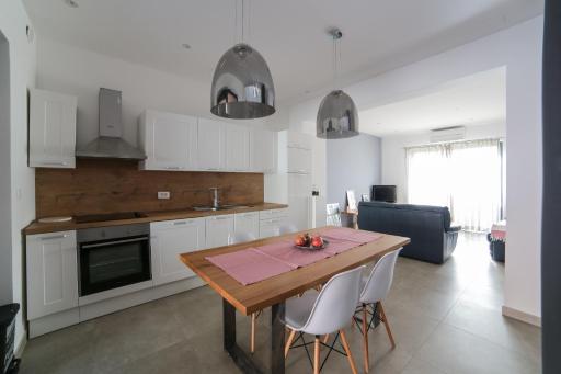 Lemon house - Housity