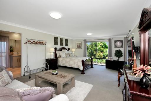 Willowbank Drive Bed & Breakfast - Housity