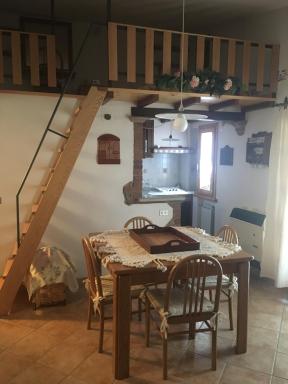 Family Home in Cerreto Laghi - Housity