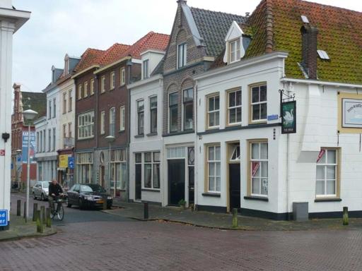 De Zilveren Karper - Housity