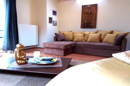 Point Escale - Housity