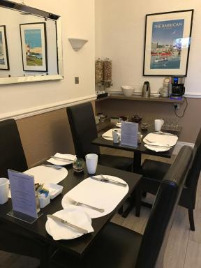 The Tudor Guest House - Housity