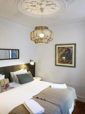 Remodeled Historic Apartment in Bairro Alto - Housity