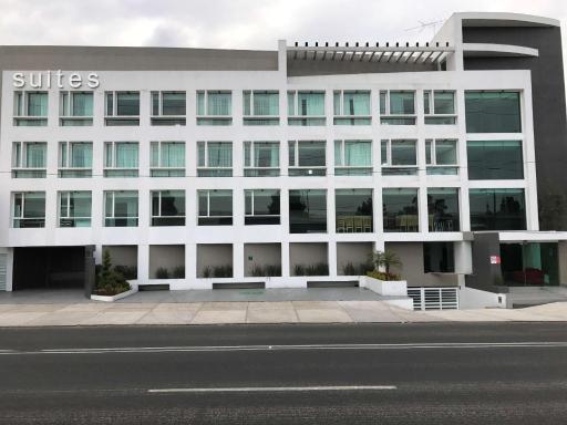 Best Western Plus Metepec & Suites - Housity