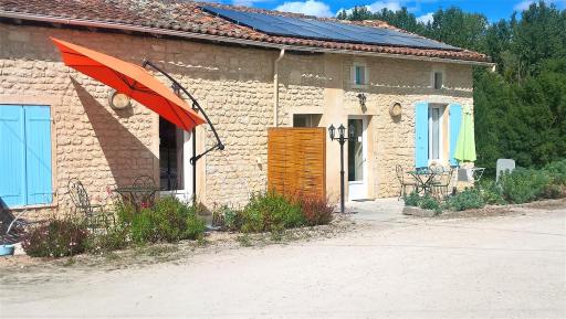 LOCATIONS RIVES DE SEUGNE - Claveau - Housity