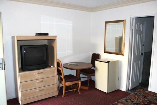 Beacon Motel - Housity