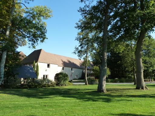 Domaine De La Tour - Housity