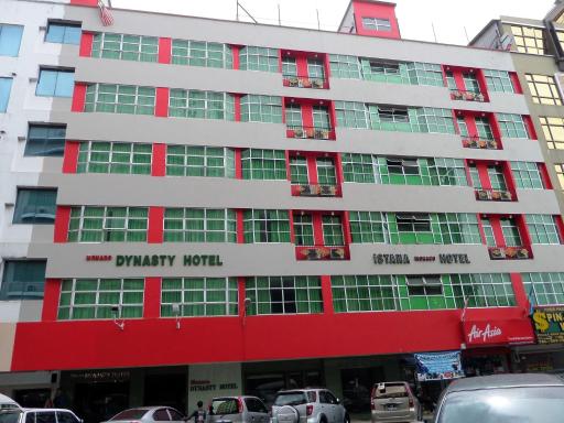 Istana Monaco Hotel - Housity
