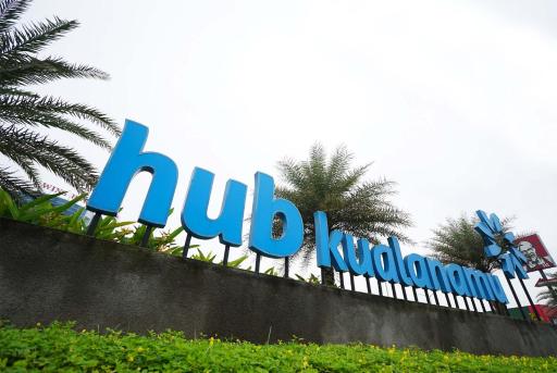 The Lively Hotel Kualanamu - Housity