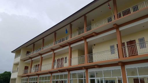 Wattana House - Housity