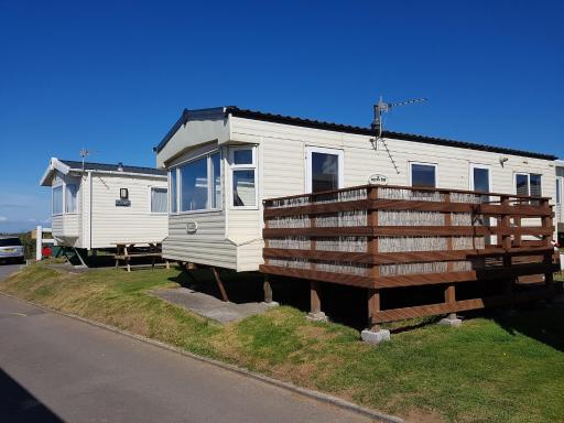 6 Berth with Sea Views on Beachside - Housity