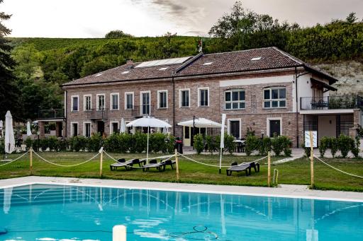 Cascina Vecchia - Housity