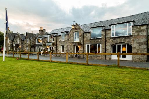 The Inn at Loch Tummel - Housity