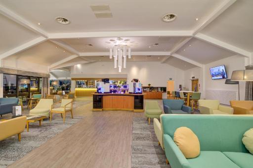 Warwick Conferences - Radcliffe - Housity