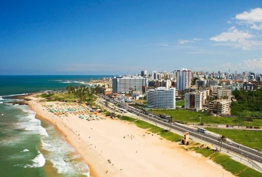 Apartamento na praia de Armação - Housity