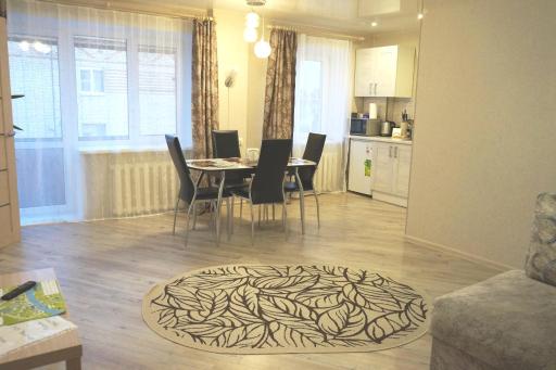 on naberezhnoy Velikoy - Housity