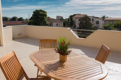 Bosco Sea Apartments - Housity