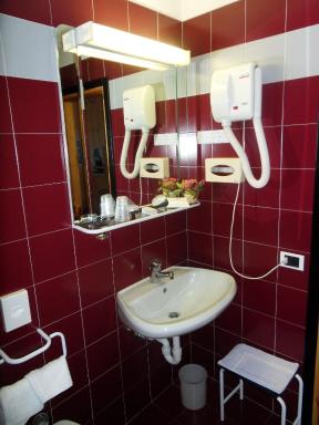 Hotel Santa Caterina - Housity