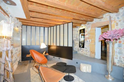 Le Clos de Sainte Croix - Housity