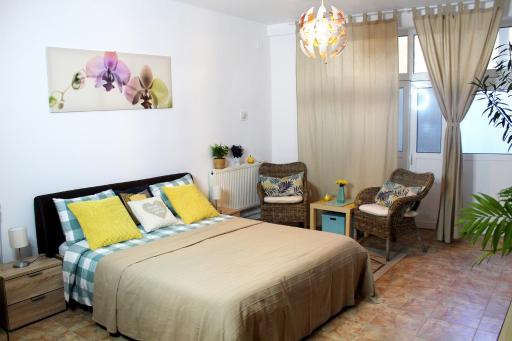 Collosal Studio - Housity