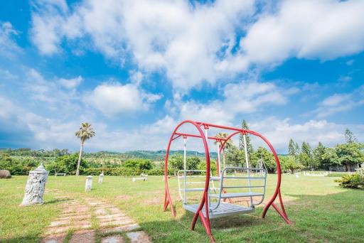 Shangri Longluan Lake One B&B - Housity