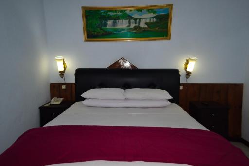 Hotel Indra Toraja - Housity