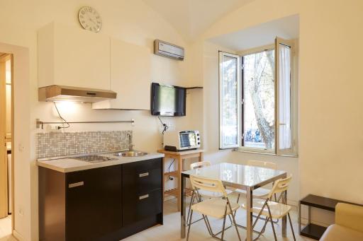 Vatican House - Housity