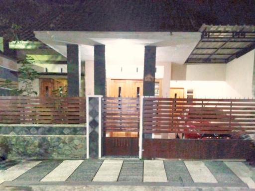 Homestay Syariah Grahadi - Housity